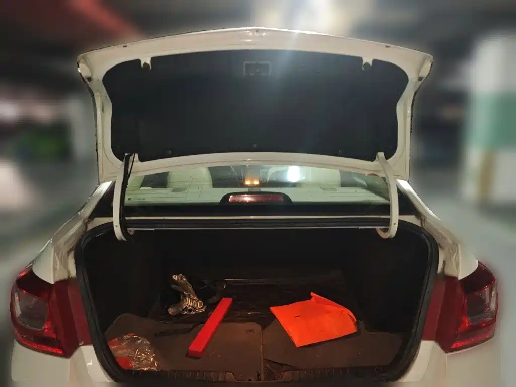 Chevrolet Cruze — миниатюра 20