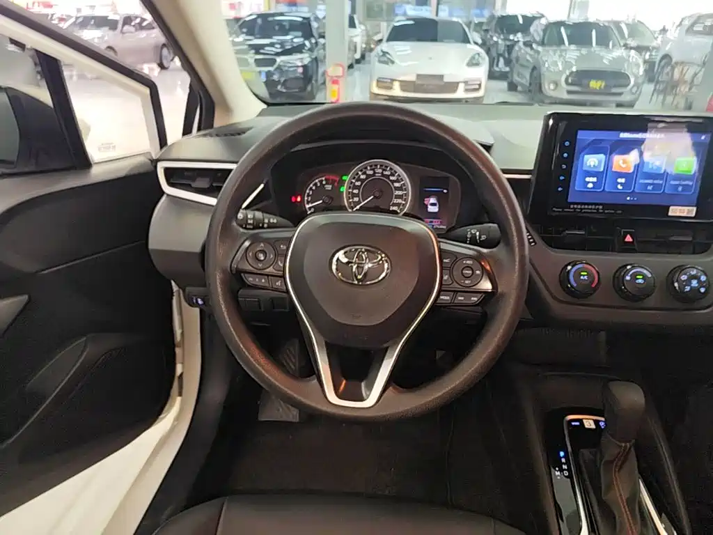 Toyota Corolla — миниатюра 11