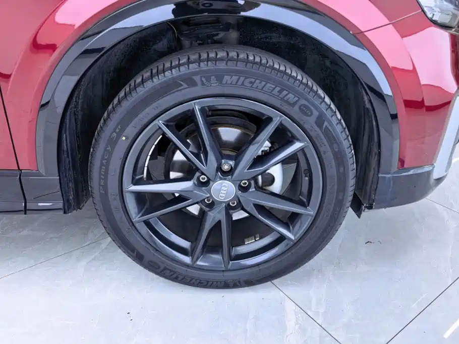 Audi Q2L — миниатюра 6