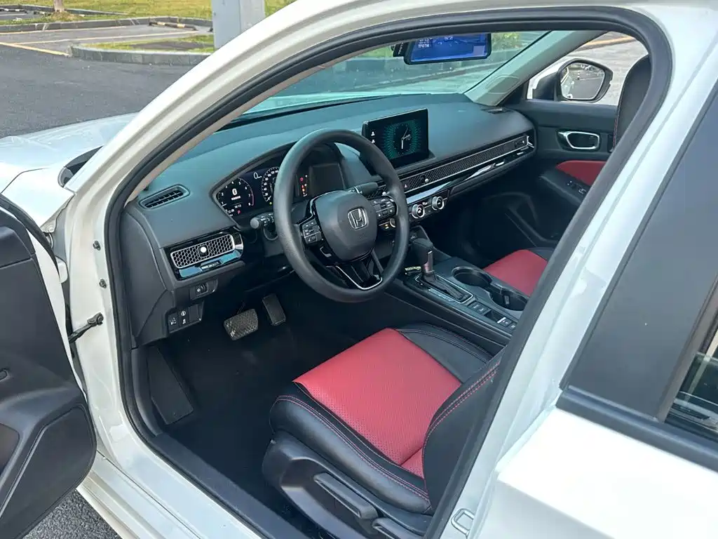 Honda Civic — миниатюра 5