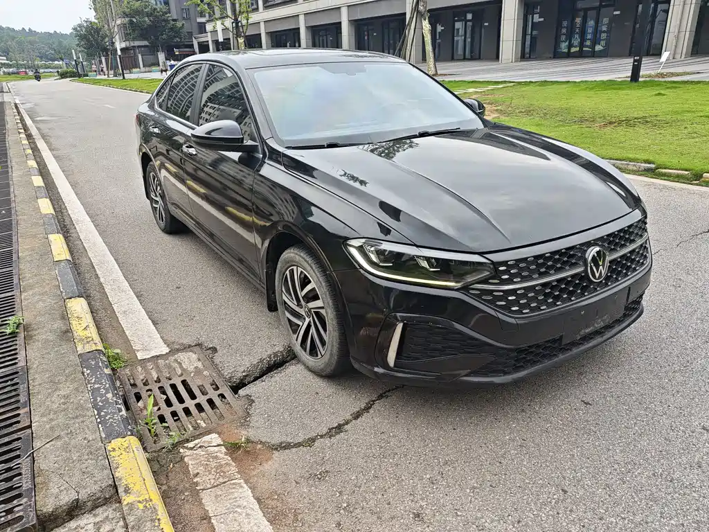 Volkswagen Lavida — миниатюра 3