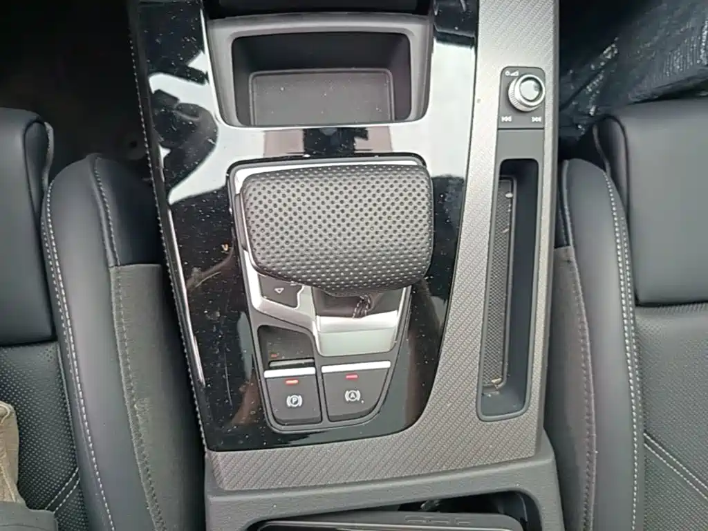 Audi Q5L — миниатюра 14