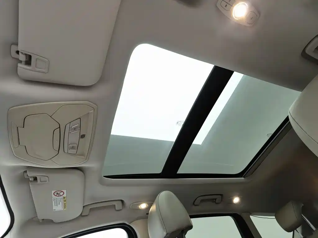 Ford Kuga — миниатюра 14