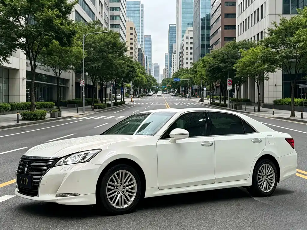 Toyota Crown 2018