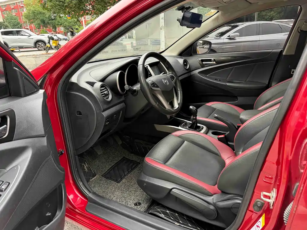 Changan EadoXT XT 2015 1.6L MT IV