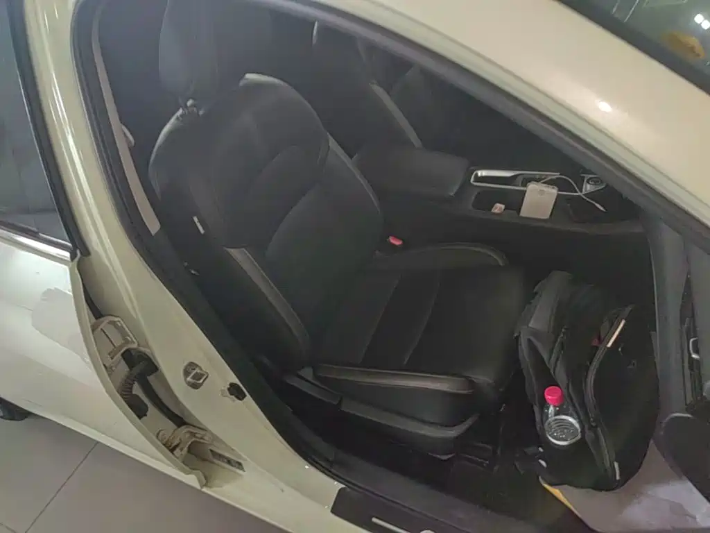 Nissan Sylphy — миниатюра 25
