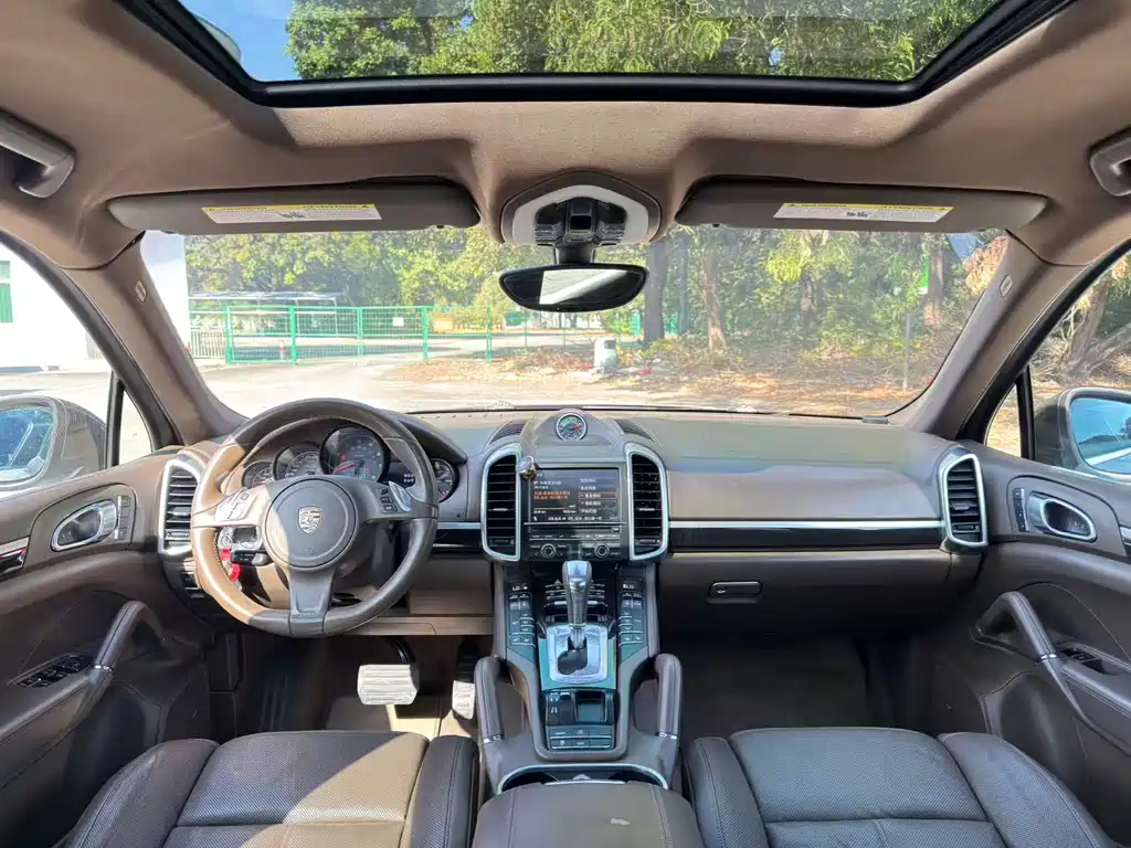 Porsche Cayenne 2012 3.6L