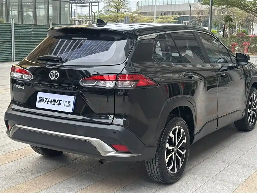 Toyota Frontlander 2023 2.0L CVT Luxury