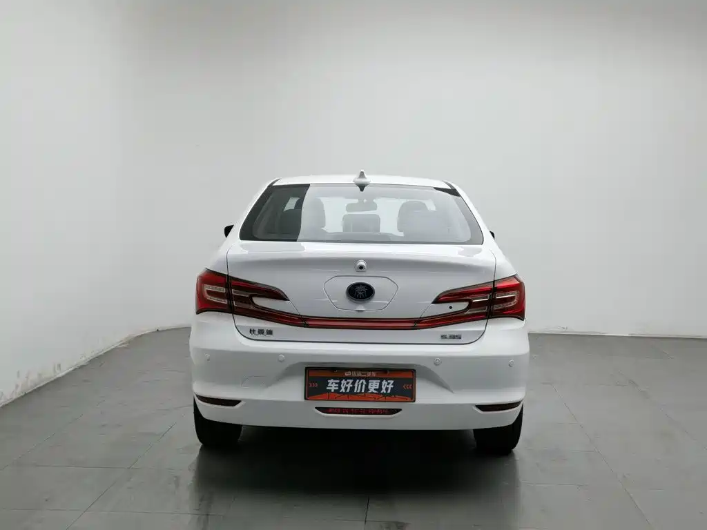 BYD Qin NEV — миниатюра 4