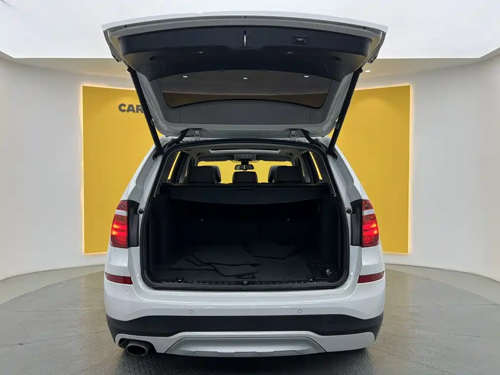 BMW X3 (Import) — миниатюра 12