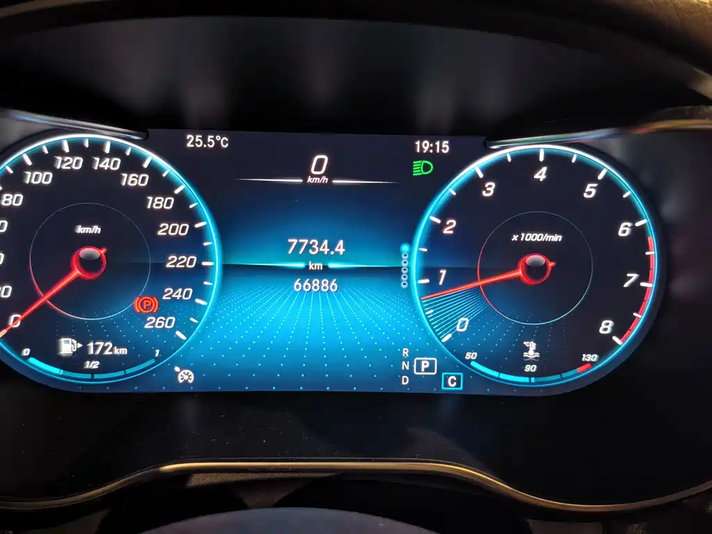 Mercedes-Benz GLC — миниатюра 13