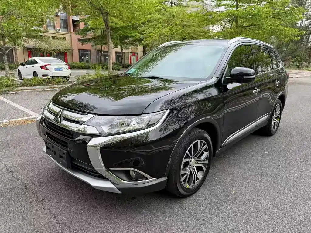 Mitsubishi Outlander 2017