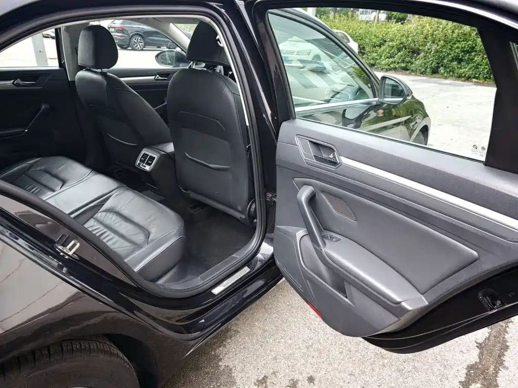 Volkswagen Lamando — миниатюра 12
