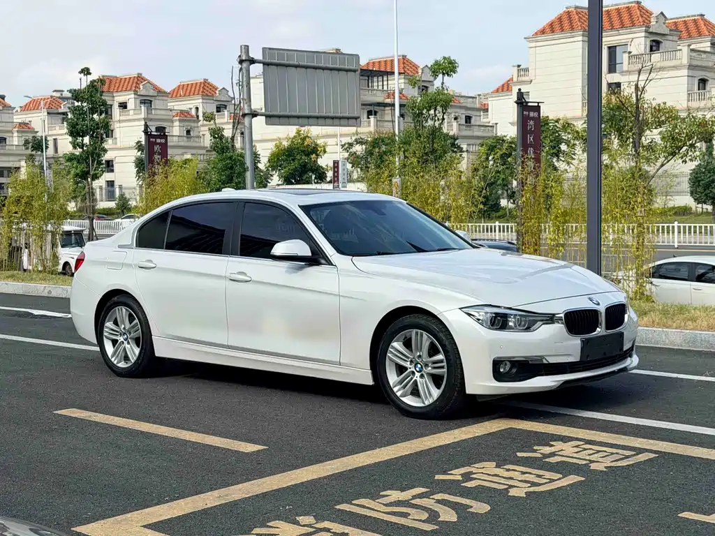 BMW 3 Series — миниатюра 3