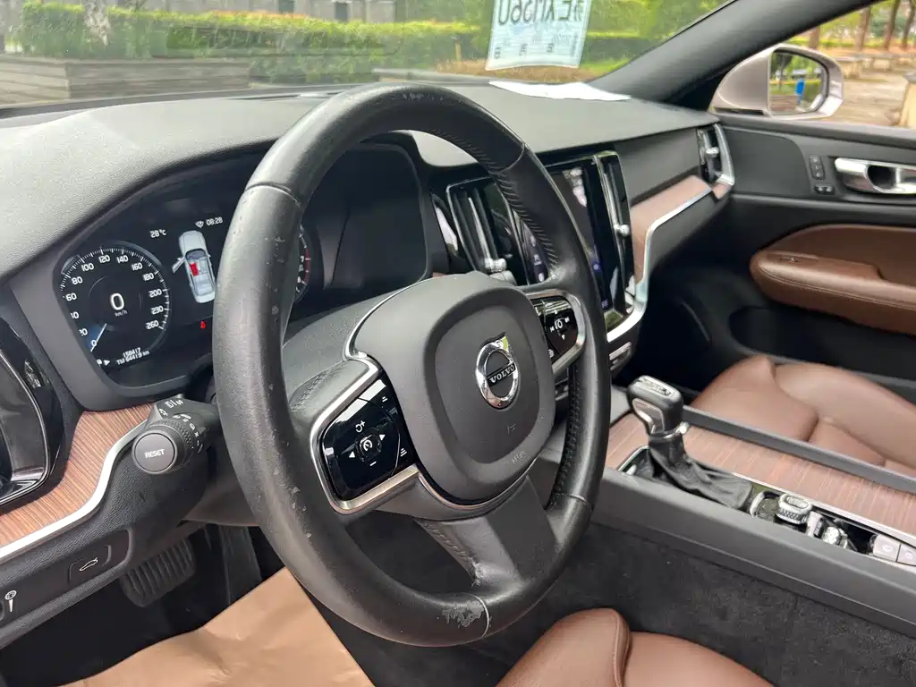 Volvo S60 — миниатюра 9
