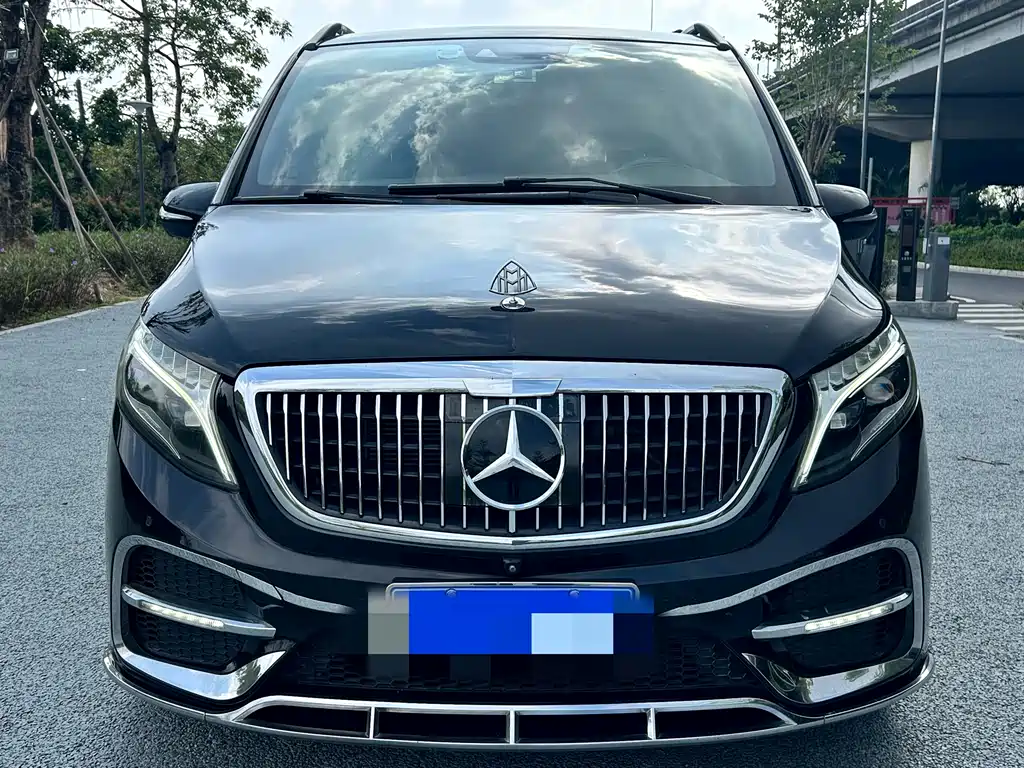 MERCEDES-BENZ V CLASS