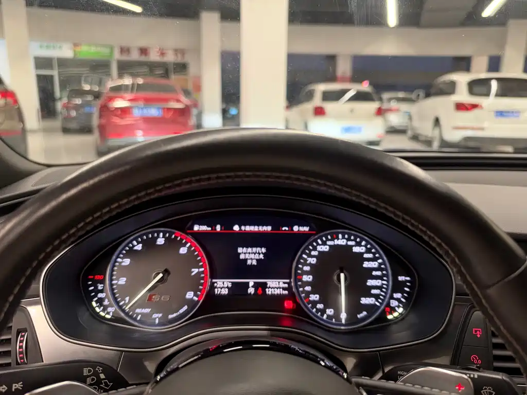 Audi S6 — миниатюра 10