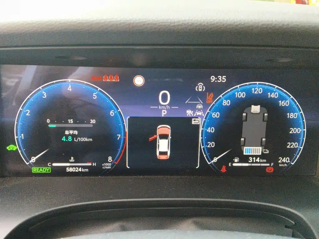 Toyota Camry — миниатюра 7