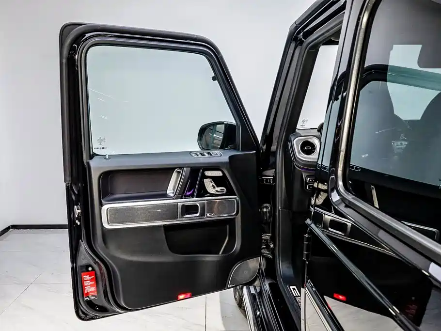 Mercedes-Benz G-Class — миниатюра 8