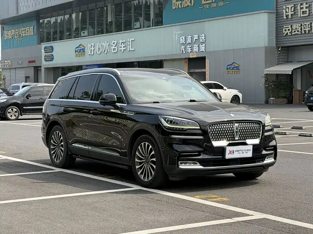 Lincoln Aviator — миниатюра 3