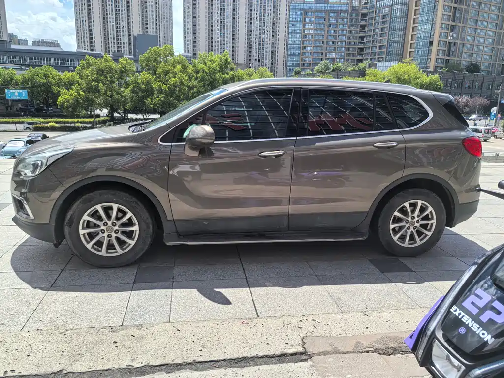 Buick Envision Plus — миниатюра 11