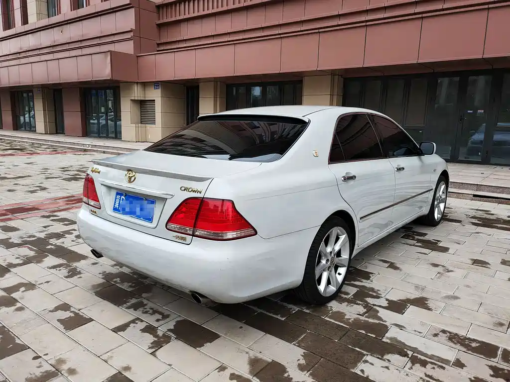 Toyota Crown 2006 2.5L Royal