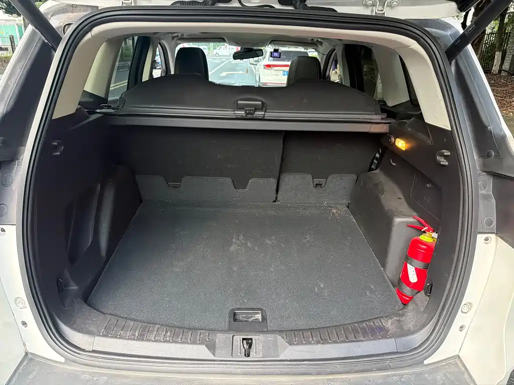 Ford Kuga — миниатюра 8