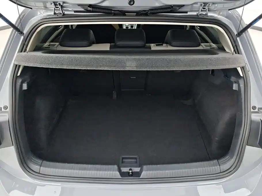 Volkswagen Golf — миниатюра 4