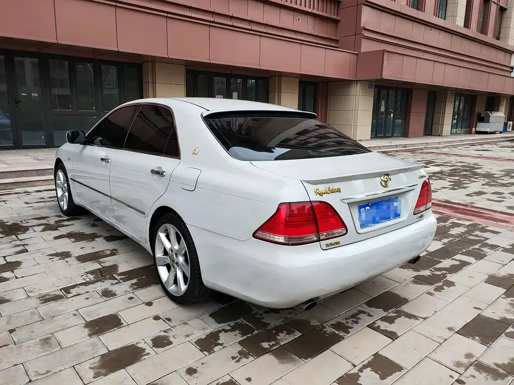 Toyota Crown 2006 2.5L Royal