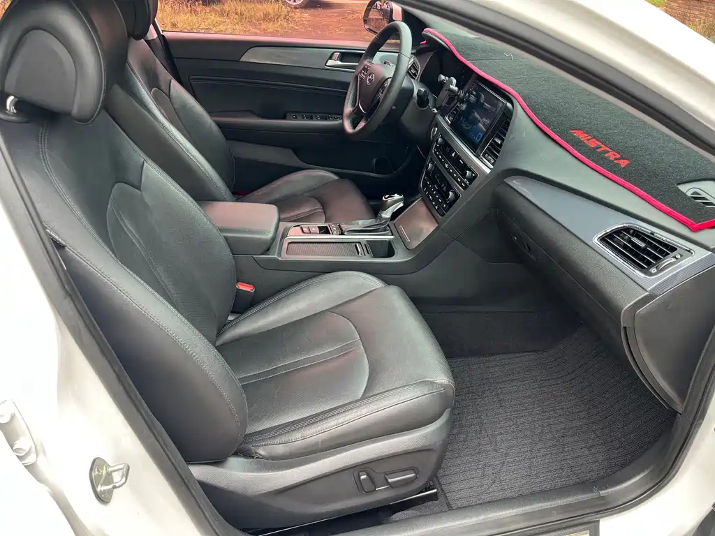 Hyundai Sonata — миниатюра 11