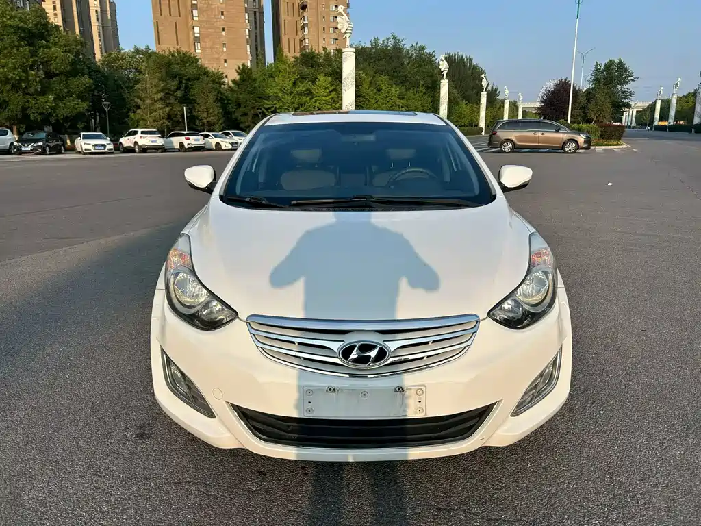Hyundai Elantra Langdong — миниатюра 2