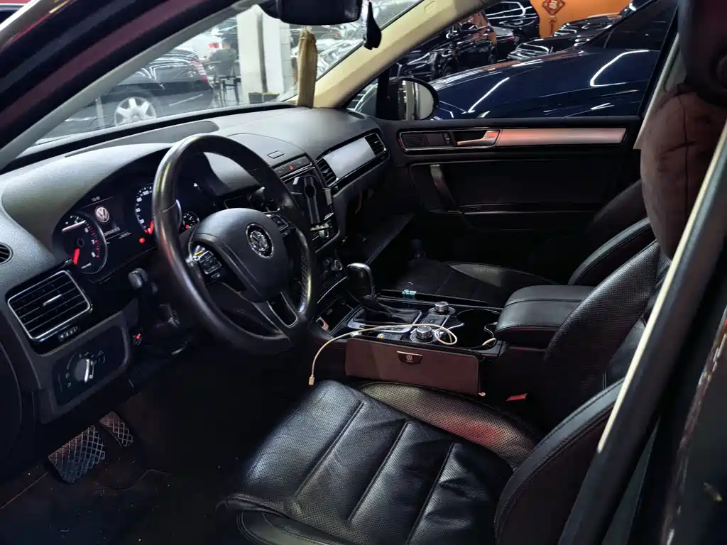 Volkswagen Touareg — миниатюра 3