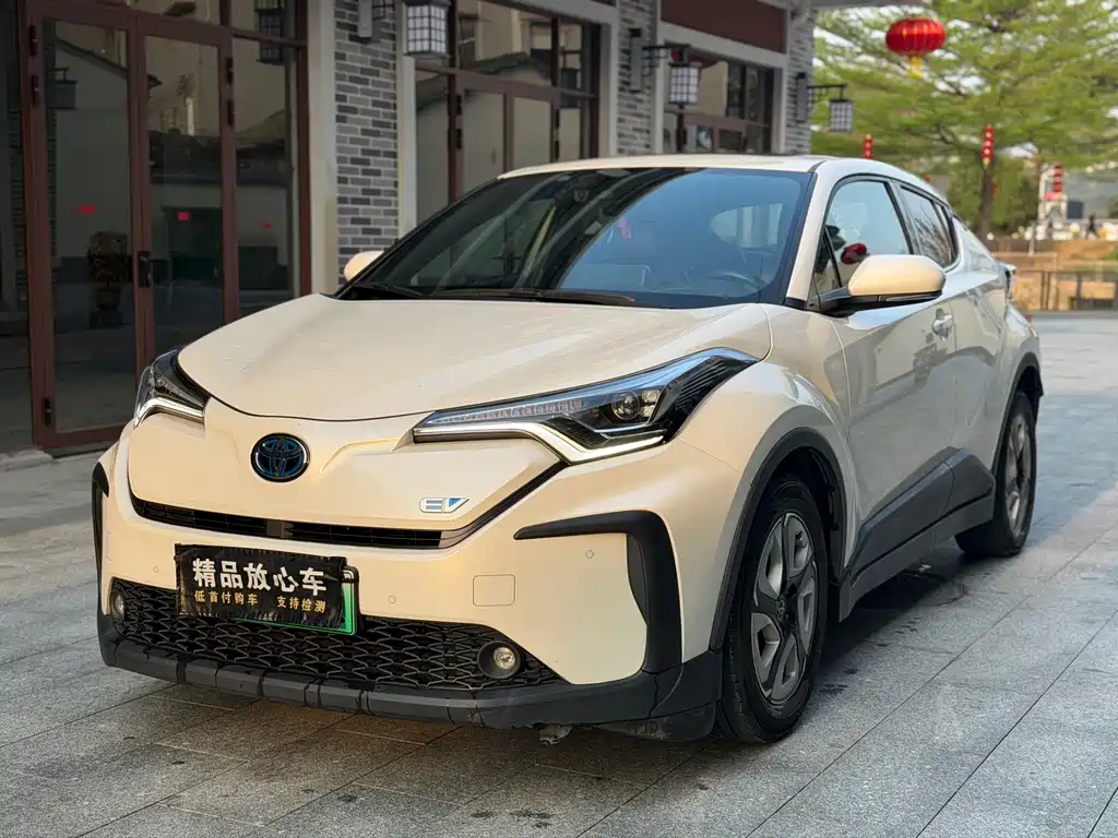 TOYOTA C HR EV