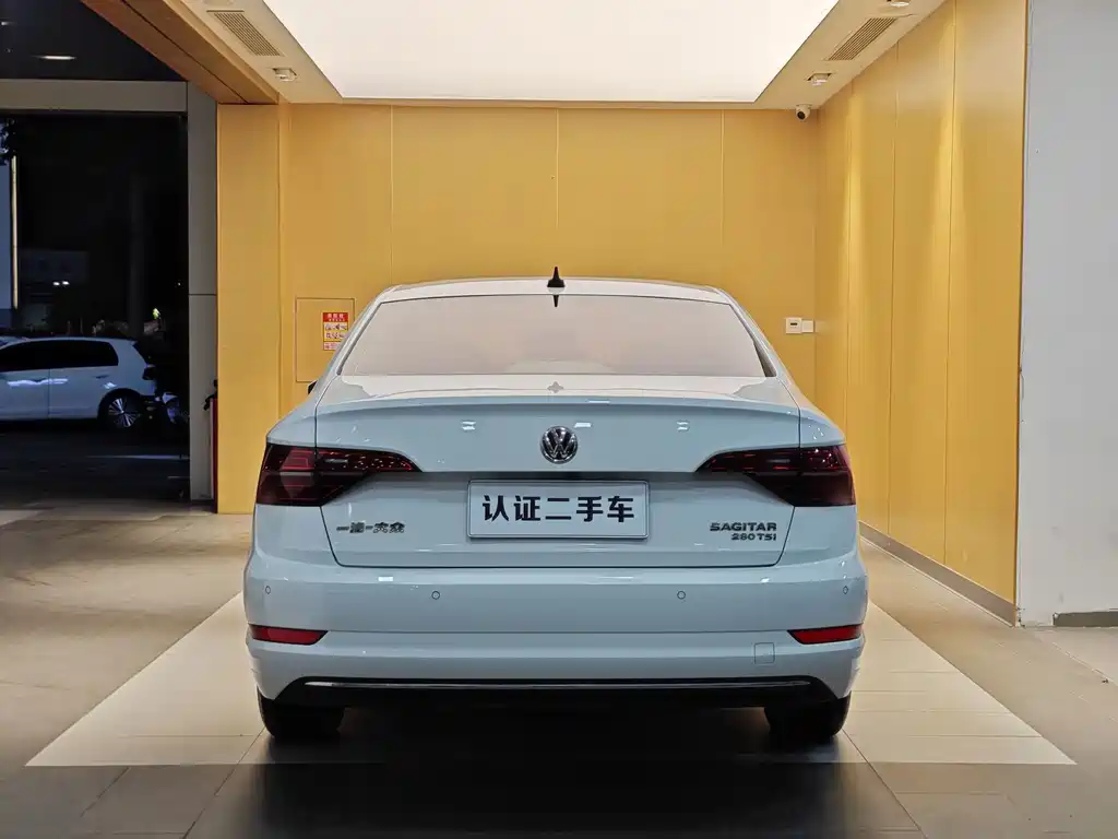 Volkswagen Sagitar — миниатюра 27