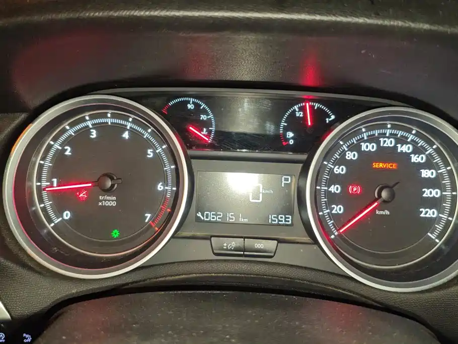 Peugeot 408 — миниатюра 14