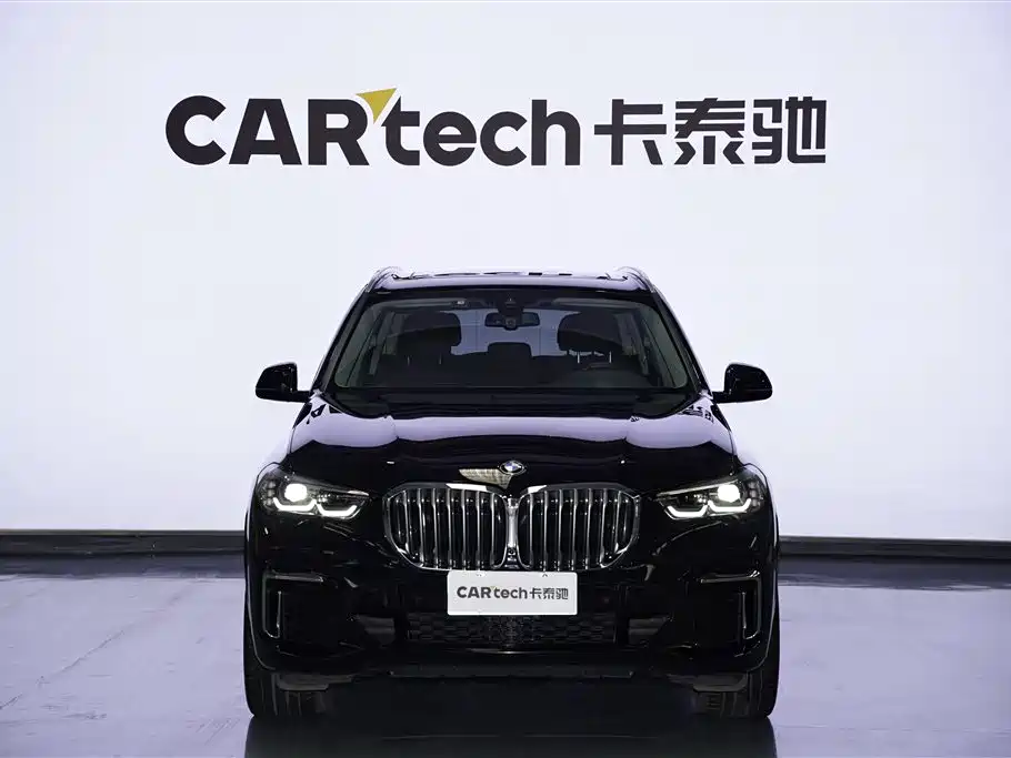 BMW X5 2022 xDrive 30Li M Sport