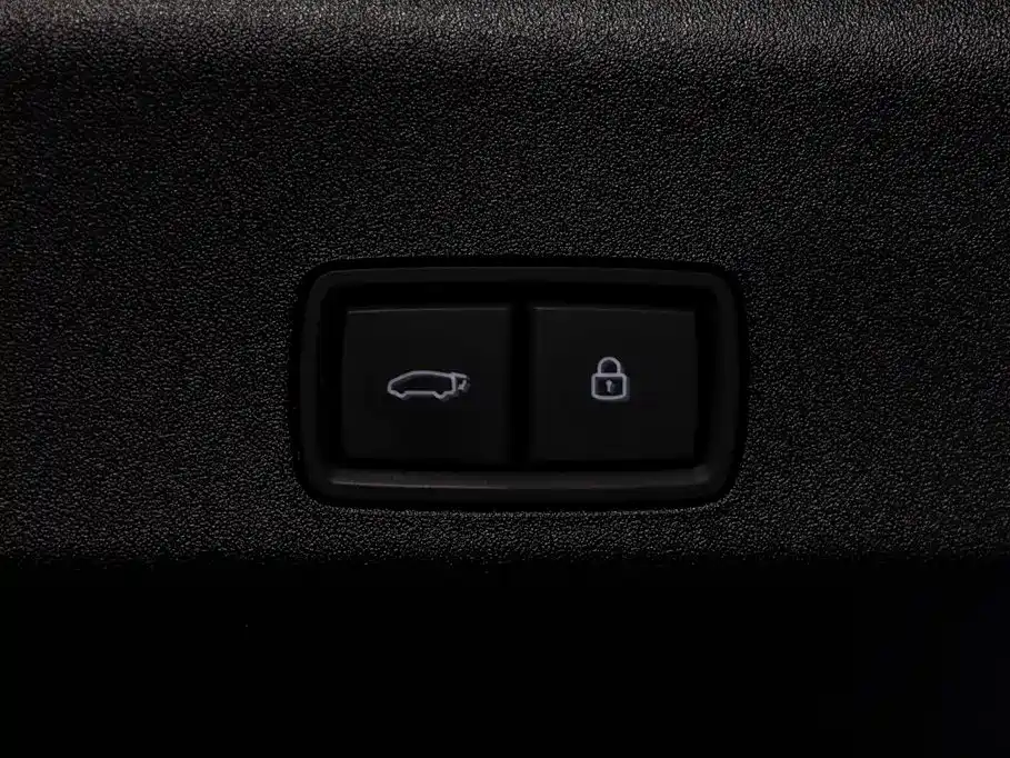 Li Auto Li MEGA — миниатюра 7