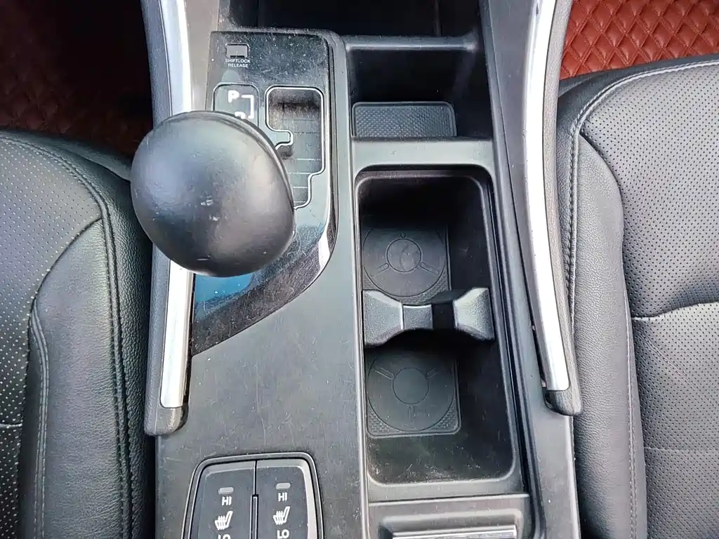Hyundai Sonata — миниатюра 14