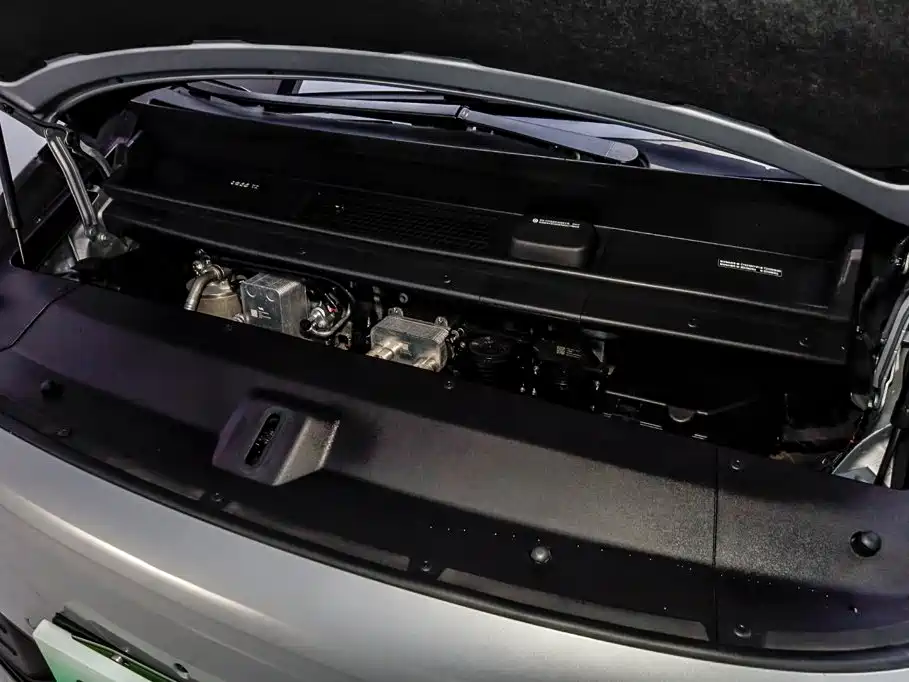 Li Auto Li MEGA — миниатюра 36