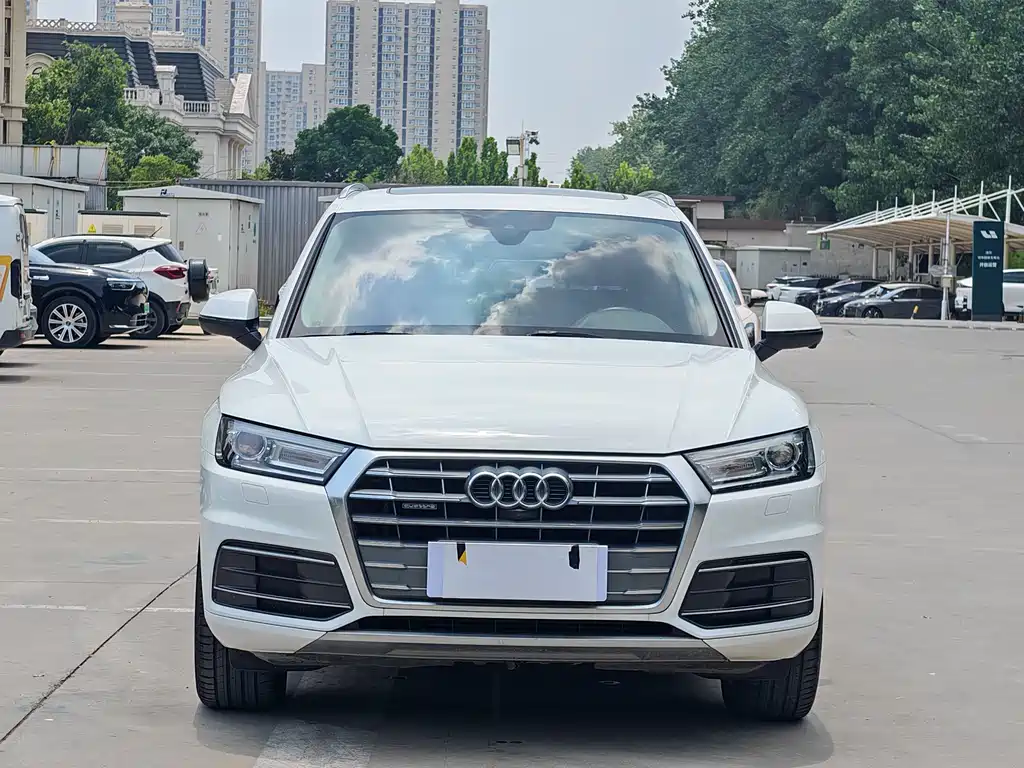 Audi Q5L 2018 40 TFSI V