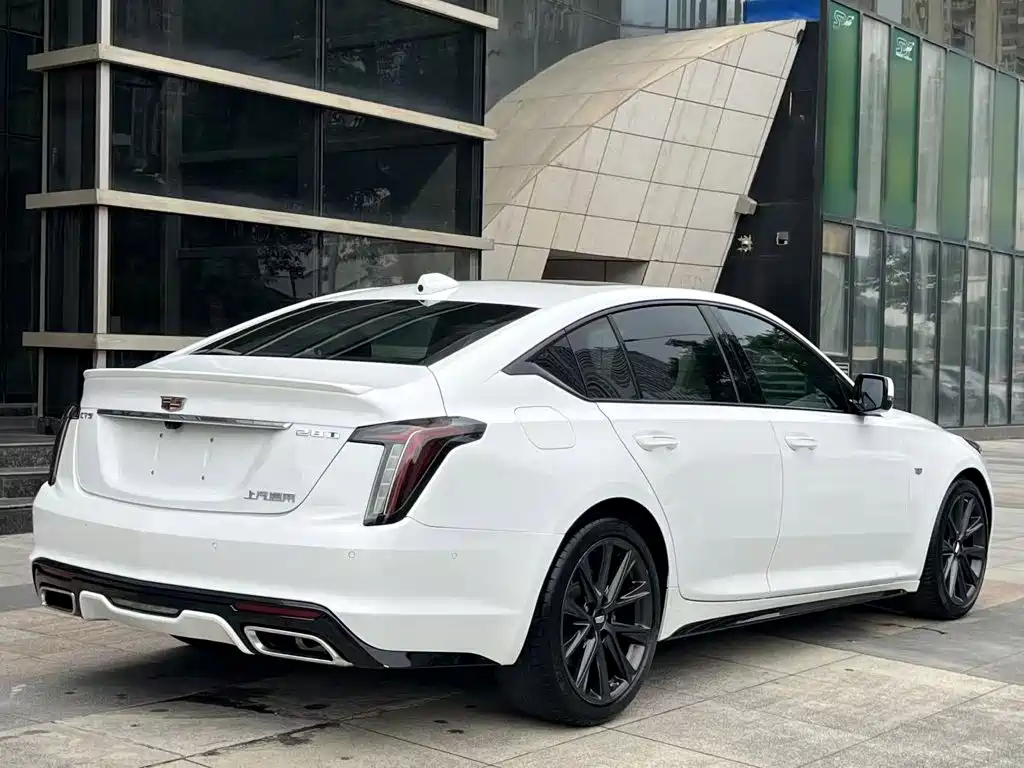 Cadillac CT5 — миниатюра 13