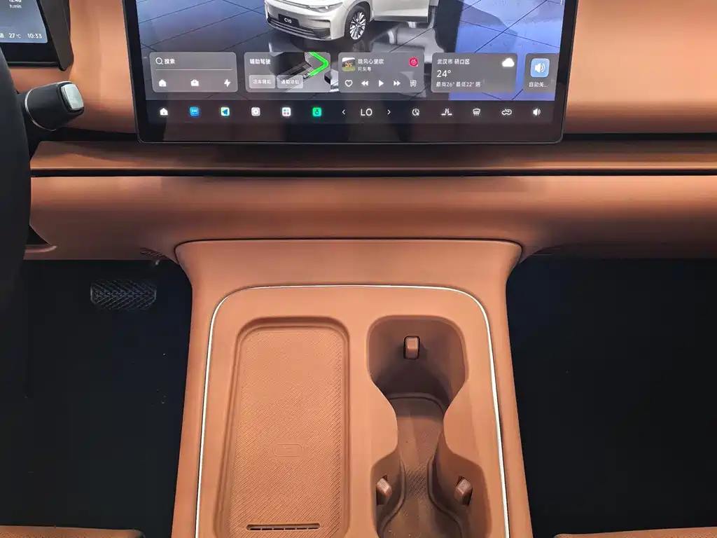Leapmotor Leapmotor C10 — миниатюра 6