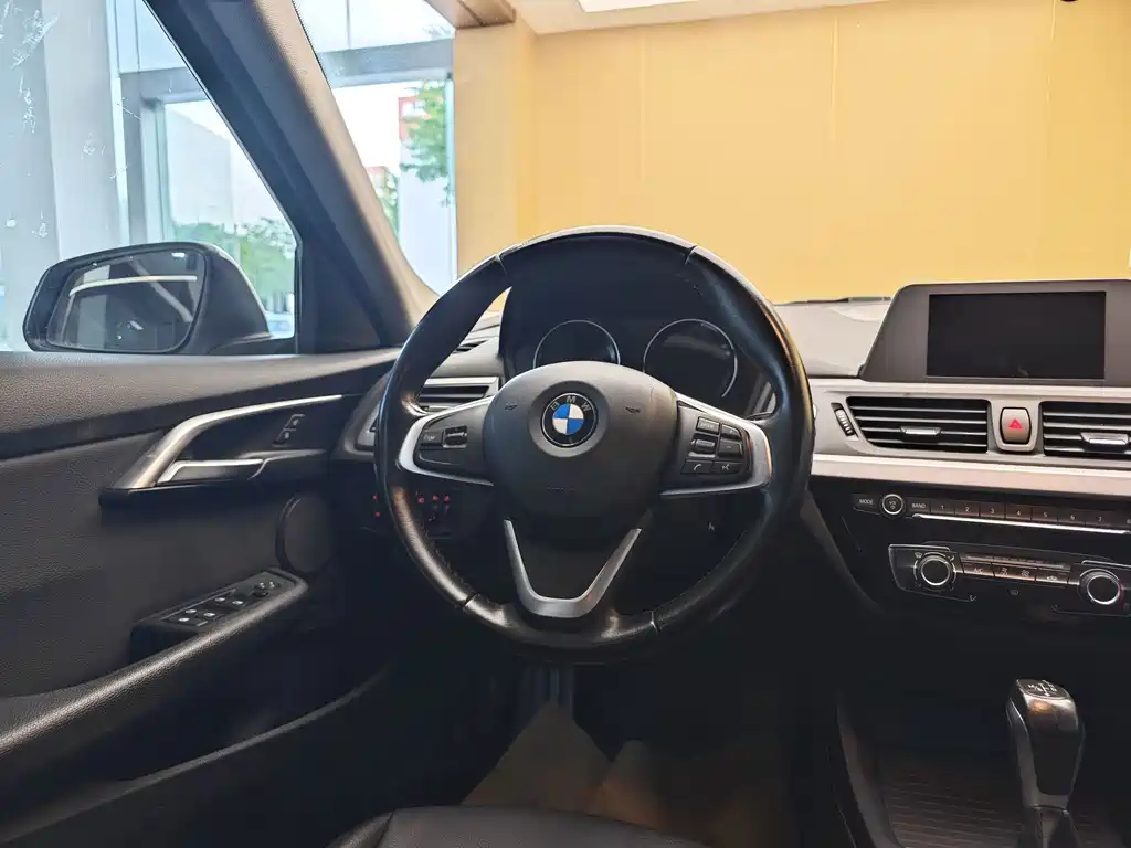 BMW 1 Series — миниатюра 14