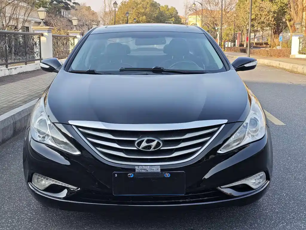 Hyundai Sonata — миниатюра 2