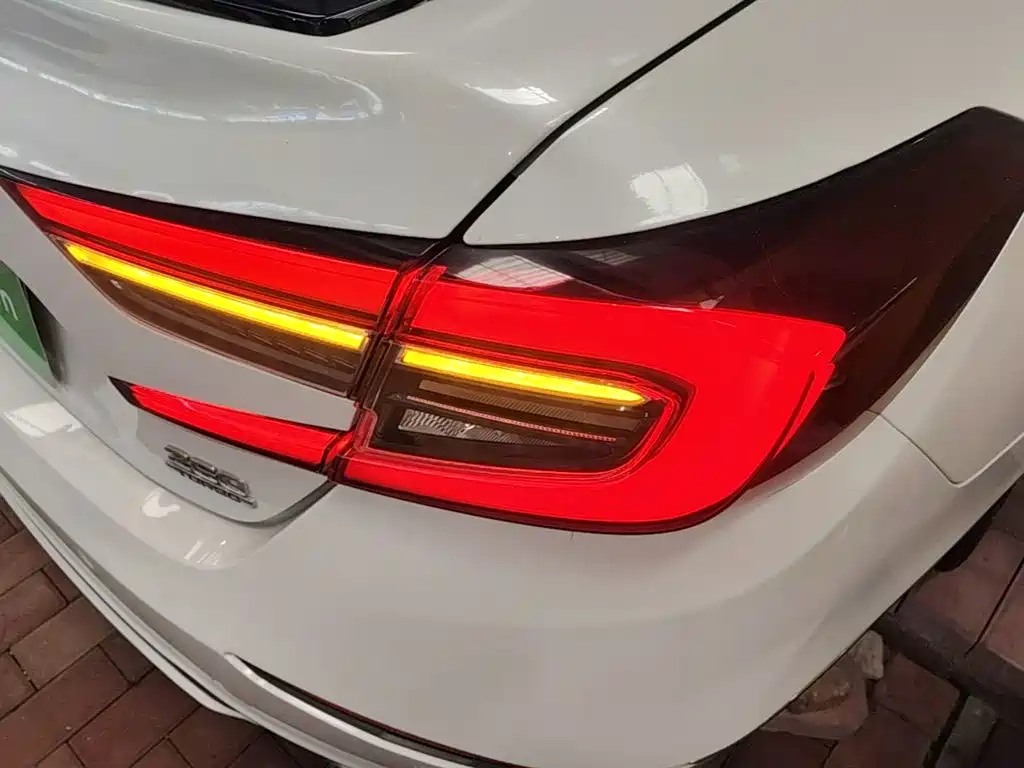 Honda Accord — миниатюра 8