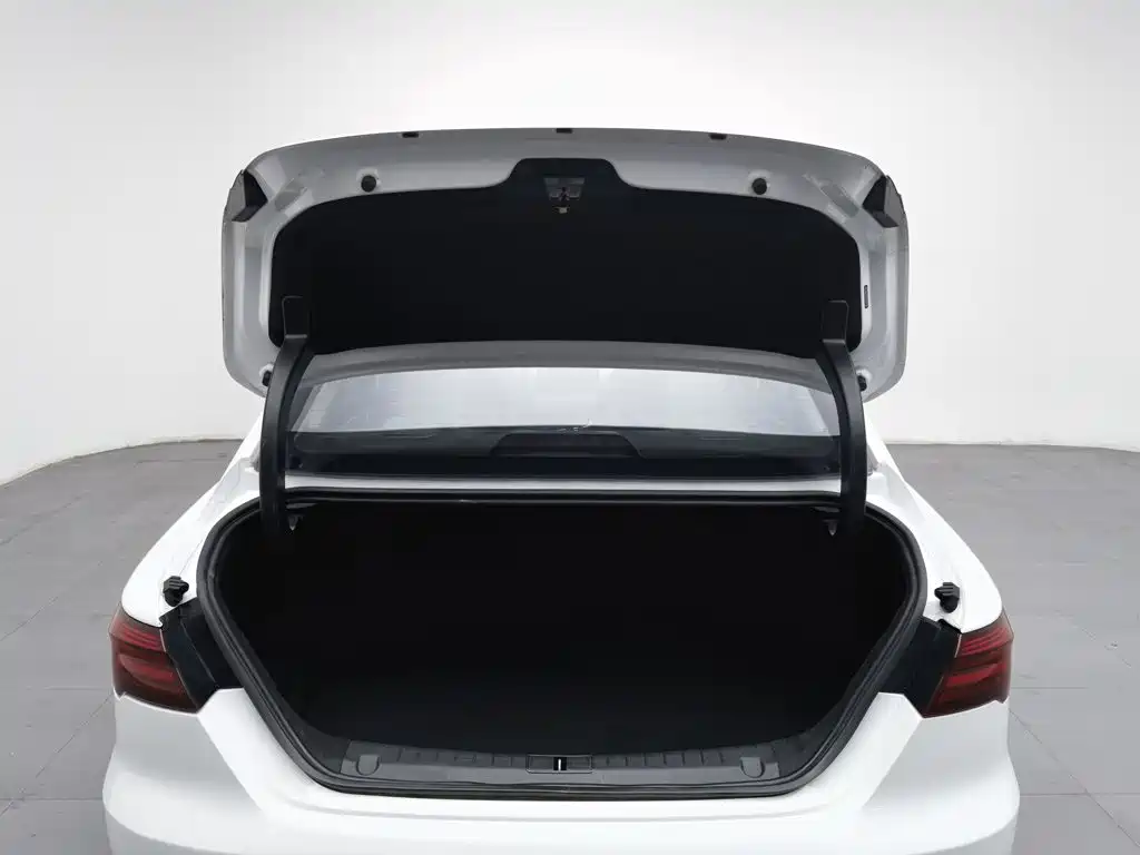 Geely Binrui — миниатюра 16