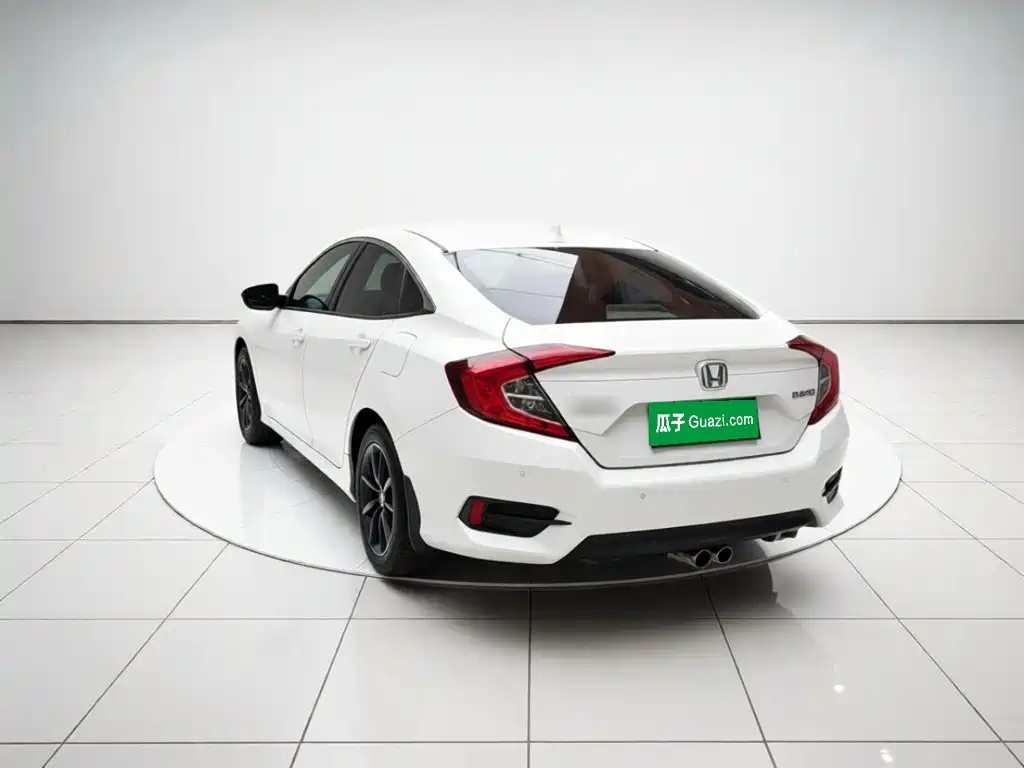 Honda Civic — миниатюра 4