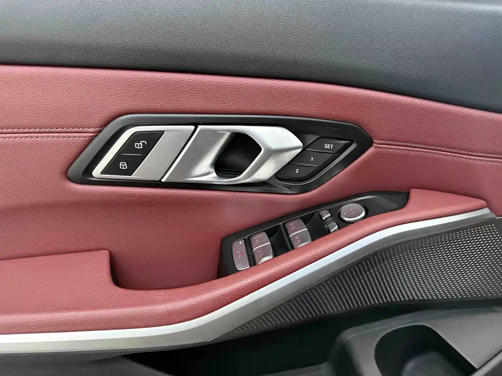 BMW 3 Series — миниатюра 8
