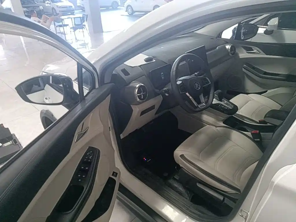 BYD Yuan Pro — миниатюра 16