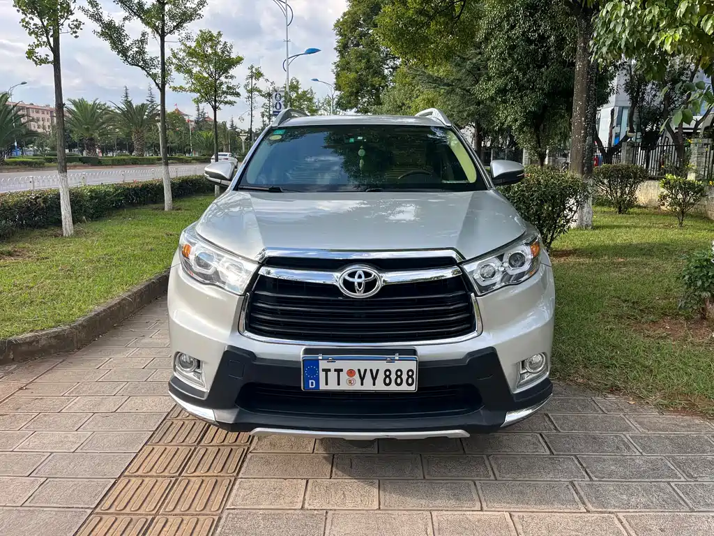 Toyota Highlander — миниатюра 2